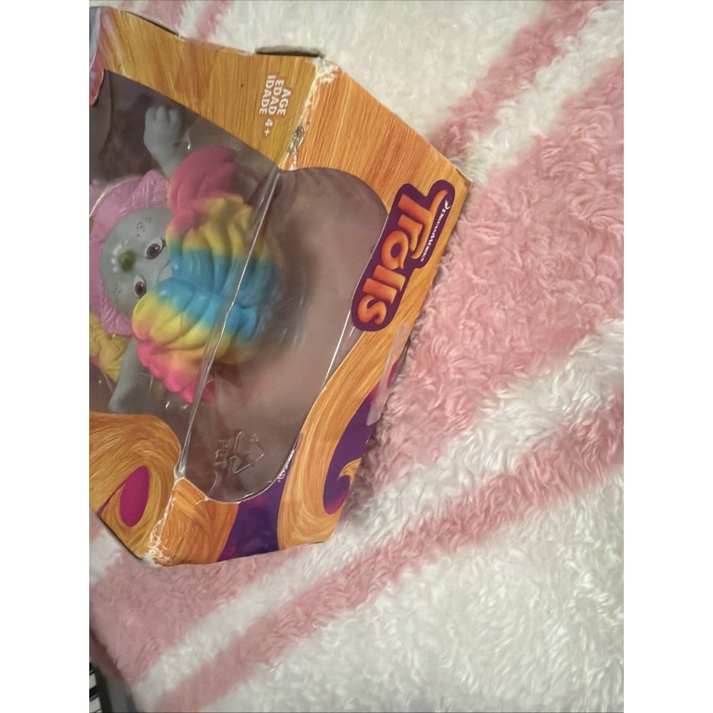 2016 TOYS R US Trolls Bridget Doll Hasbro Dress Up Doll New In Box Sealed - Picture 5 of 7